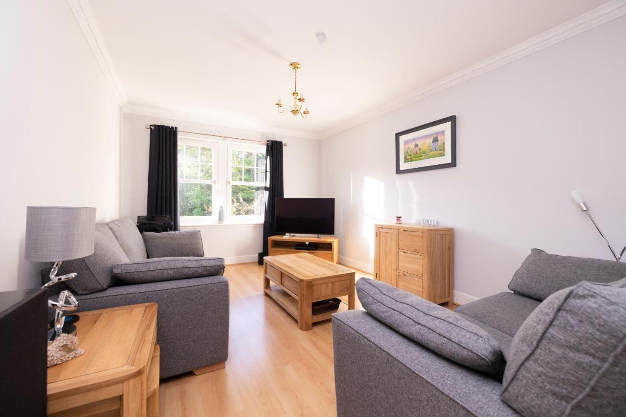 Joivy Modern Flat With Free Parking Apartment EDI Exterior photo