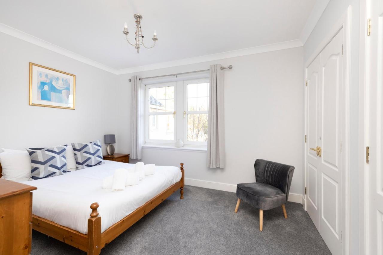 Joivy Modern Flat With Free Parking Apartment EDI Exterior photo